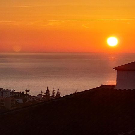 Casa Maite Del Mar By Casa De Sol Hr Apartment Манилва Екстериор снимка